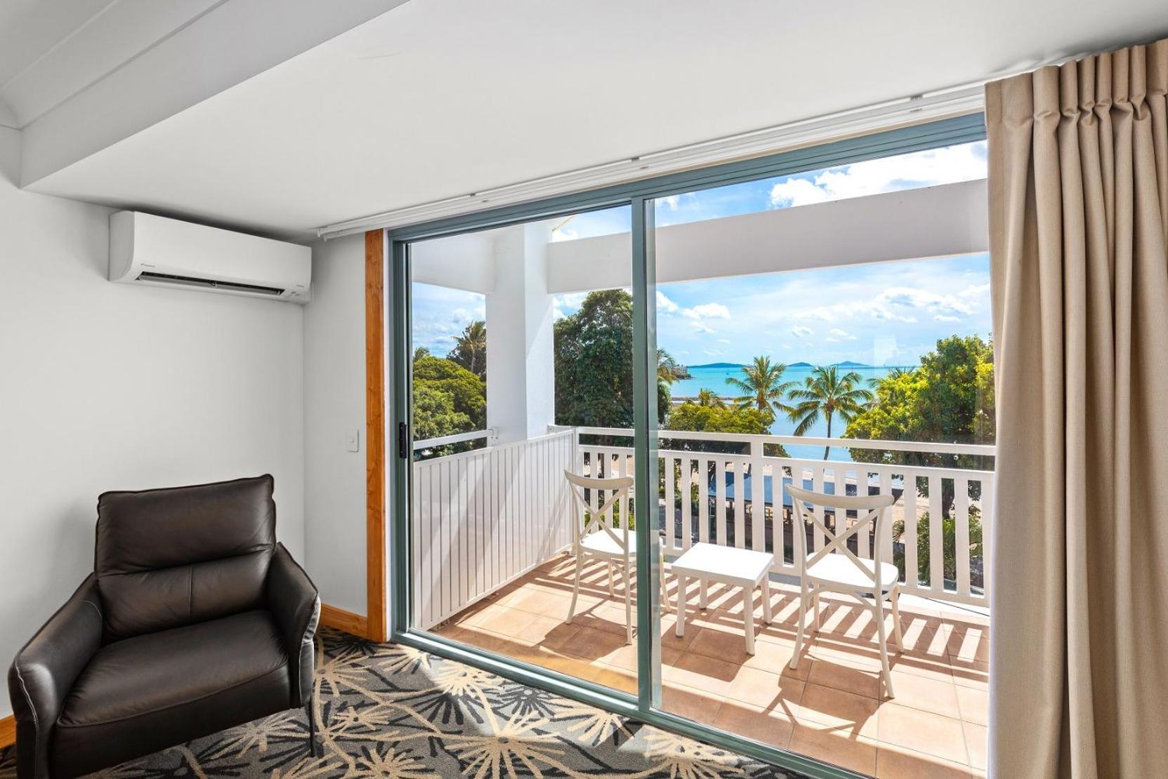 Airlie Beach Hotel Zimmer foto