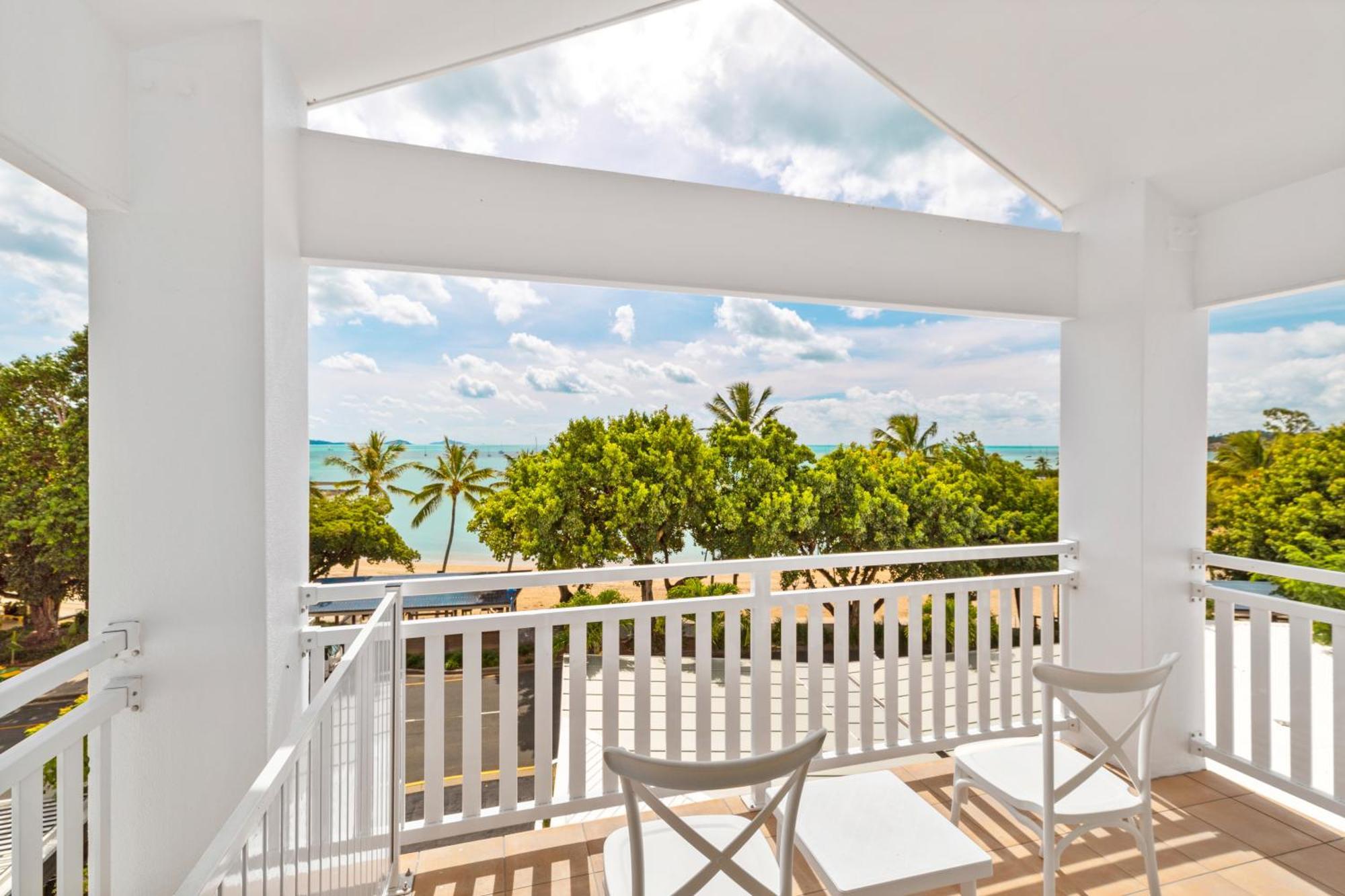 Airlie Beach Hotel Exterior foto